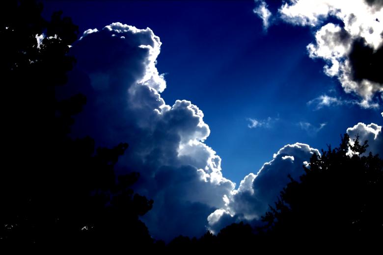 Free stock image of Cloudy Weather created by Pixabay