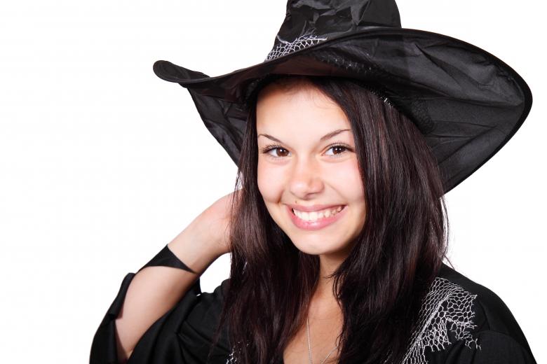 Free stock image of Girl in Black created by Pixabay