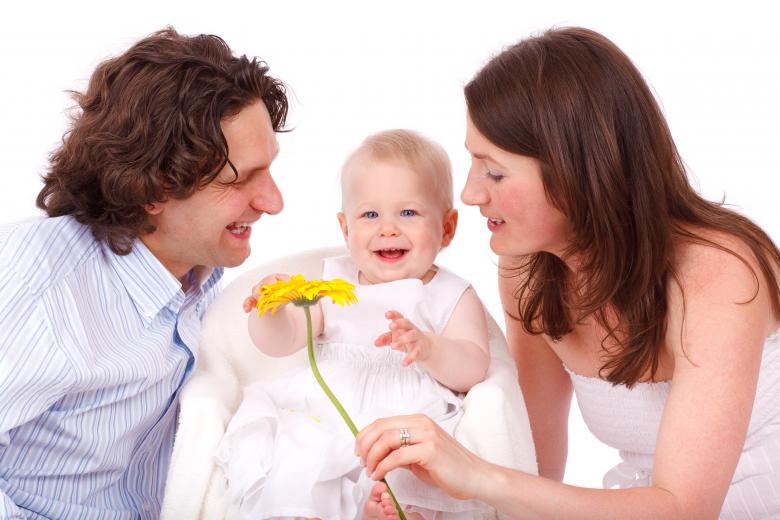 Free stock image of Lovely Family created by Pixabay