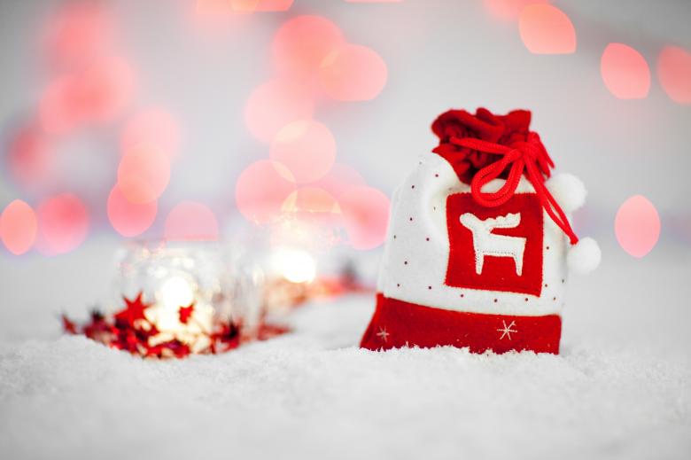 Free stock image of On Christmas created by Pixabay