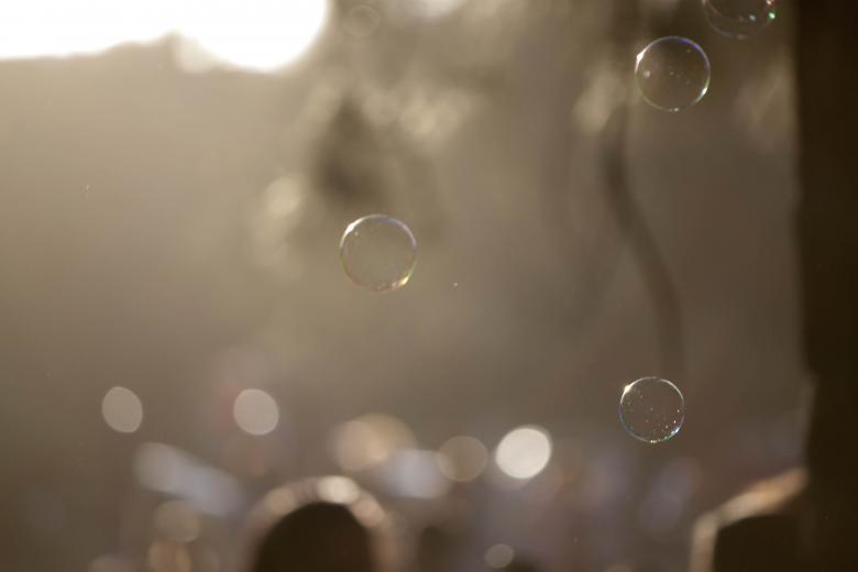 Free stock image of Soap Bubbles in the Air created by Eduardo Soares Bogosian