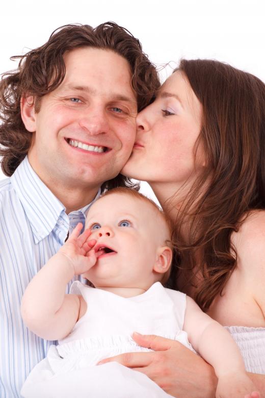 Free stock image of Beautiful Family created by Pixabay