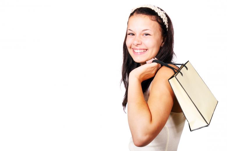 Free stock image of Girl with a Bag created by Pixabay