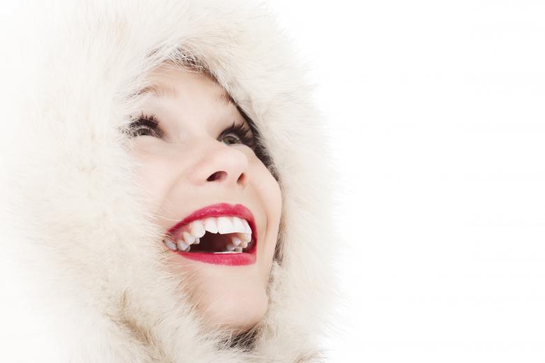 Free stock image of Beautiful Girl in Winter created by Pixabay
