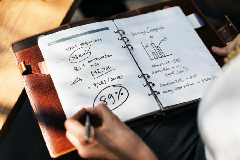 Free stock image of Checking the Cost created by Pixabay