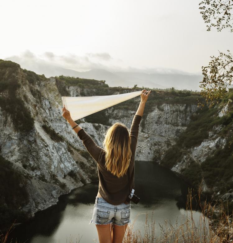 Free stock image of Lonely Girl created by Pixabay
