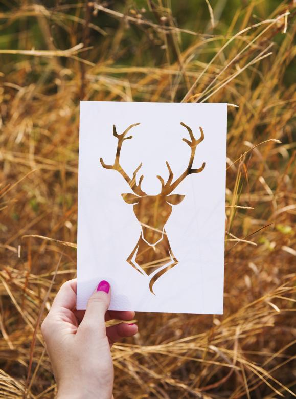 Free stock image of Paper Deer created by Pixabay