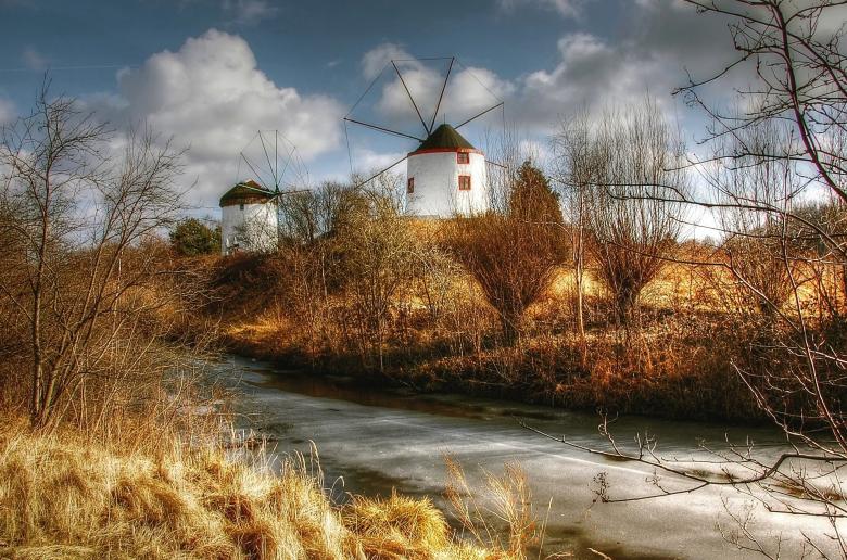 Free stock image of Wind Mills created by Pixabay