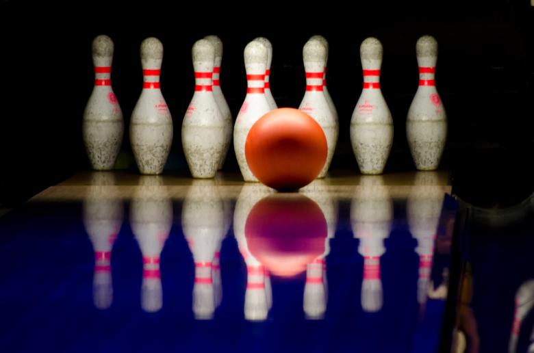 Free stock image of Bowling Alley created by Pixabay