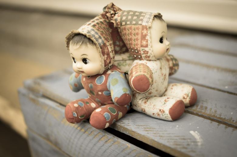 Free stock image of Two Puppets created by Pixabay