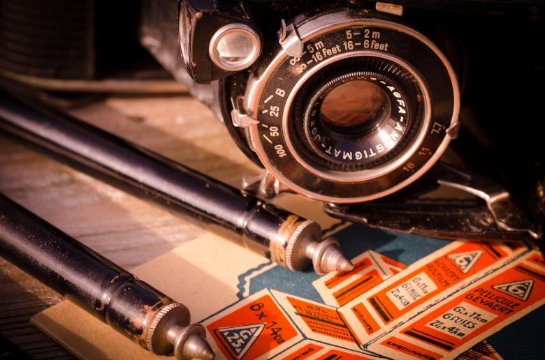 Free stock image of Old Camera created by Pixabay