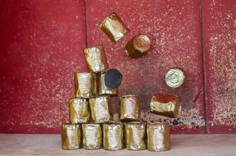 Free stock image of Bunch of Tins created by Pixabay