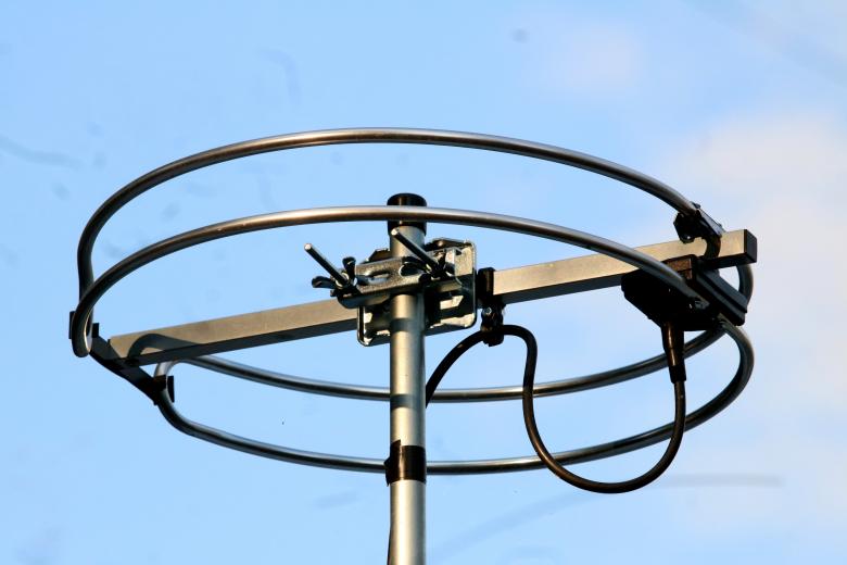 Free stock image of FM Antenna created by Vincent alvino