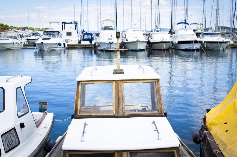 Free stock image of Boat in the Harbor created by Lukas