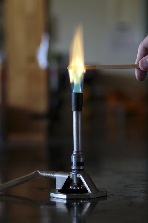 Free stock image of Barium burning in a flame created by Geoffrey Whiteway
