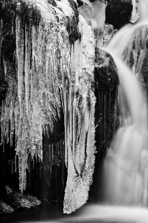 Free stock image of Ice Pique Falls created by Nicolas Raymond