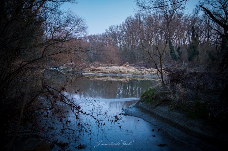 Free stock image of Winter by the River created by Frantisek Pech