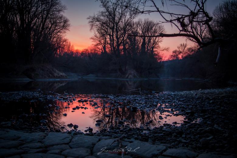 Free stock image of Sunset over the Riverbench created by Frantisek Pech