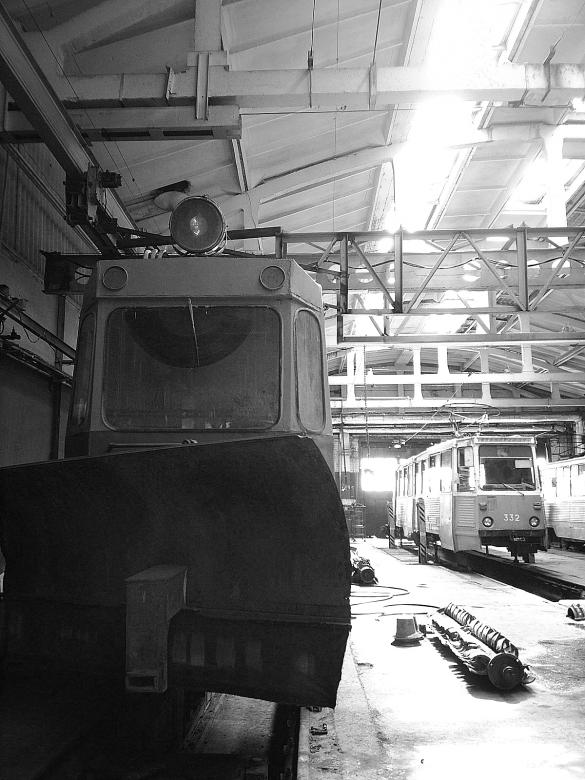 Free stock image of Tram in Workshop created by Victoria Borodinova