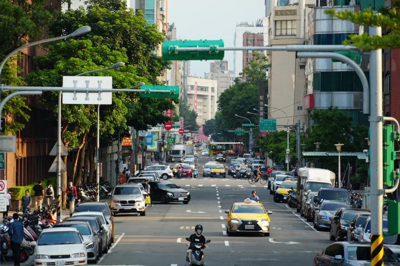 Free stock image of Hangzhou North Road created by Weng Bee