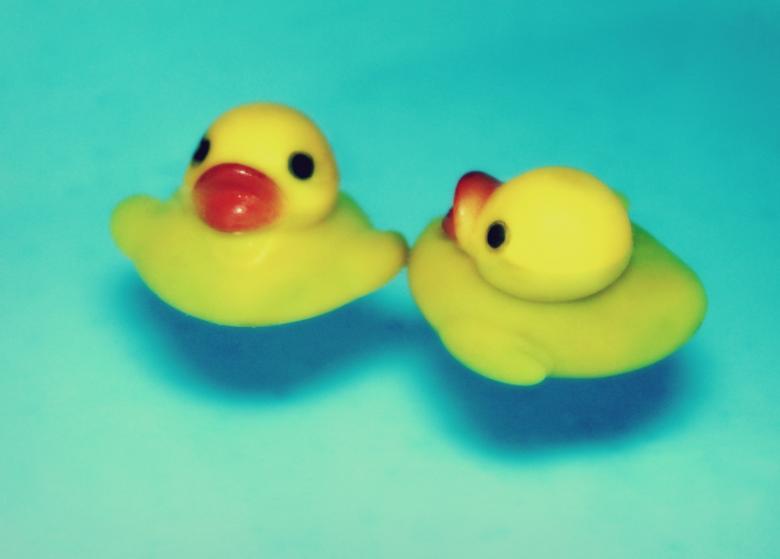 Free stock image of Bath yellow ducks made of rubber created by NomeVizualizzato