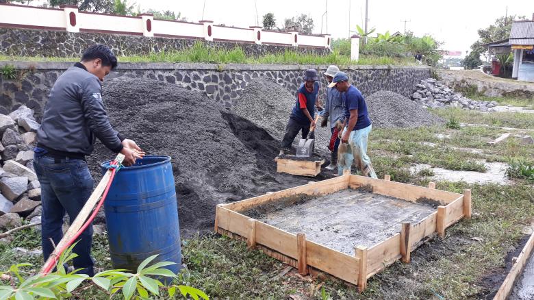 Free stock image of Construction of basic foundation structures for soil embankments created by bang doel