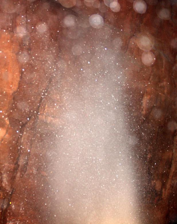 Free stock image of Geyser - Water Spray Inside a Cave created by Jack Moreh