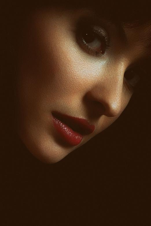 Free stock image of Glowing Woman Portrait created by Alexander Krivitskiy