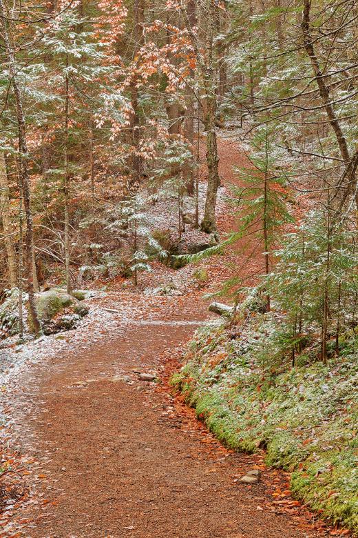 Free stock image of Winding Snow Dust Trail created by Nicolas Raymond