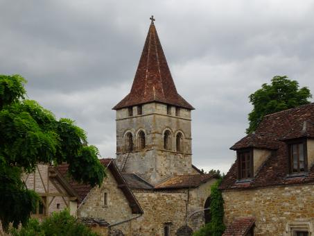 Free Stock Photo of Roman church with brown-red tiles