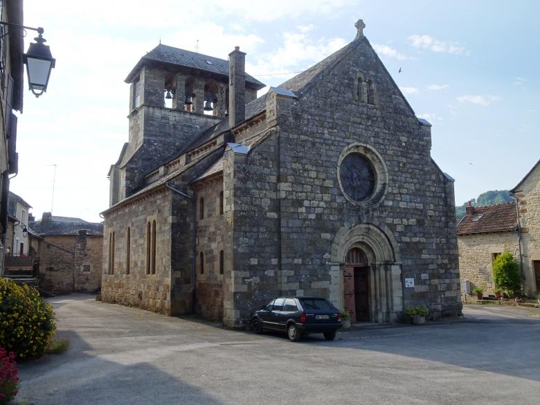 Free stock image of Big church with wall bell-tower created by GAIMARD Jacques