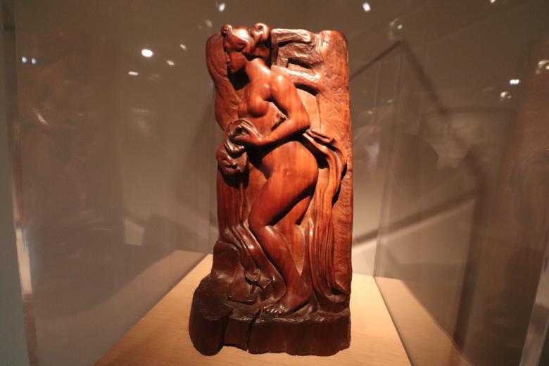 Free stock image of Delicate wood carving created by GAIMARD Jacques