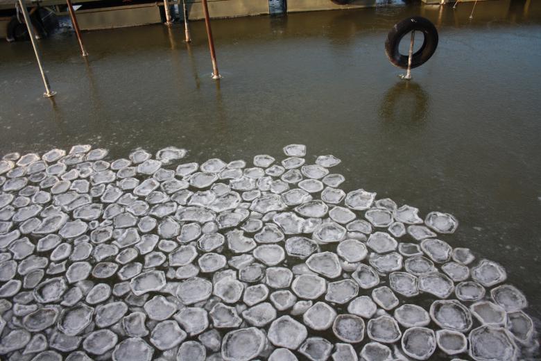 Free stock image of Ice bubbles created by Kala Manó