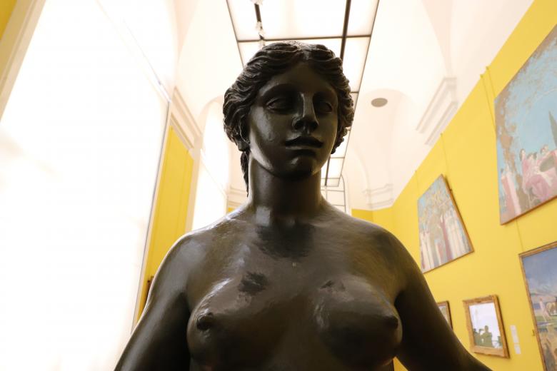 Free stock image of black bronze statue (detail) created by GAIMARD Jacques