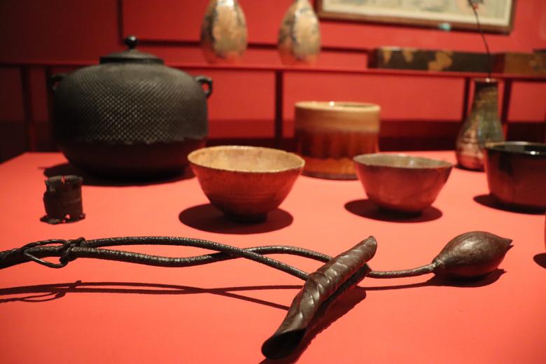 Free stock image of Different objects fully representative of Japanese art created by GAIMARD Jacques