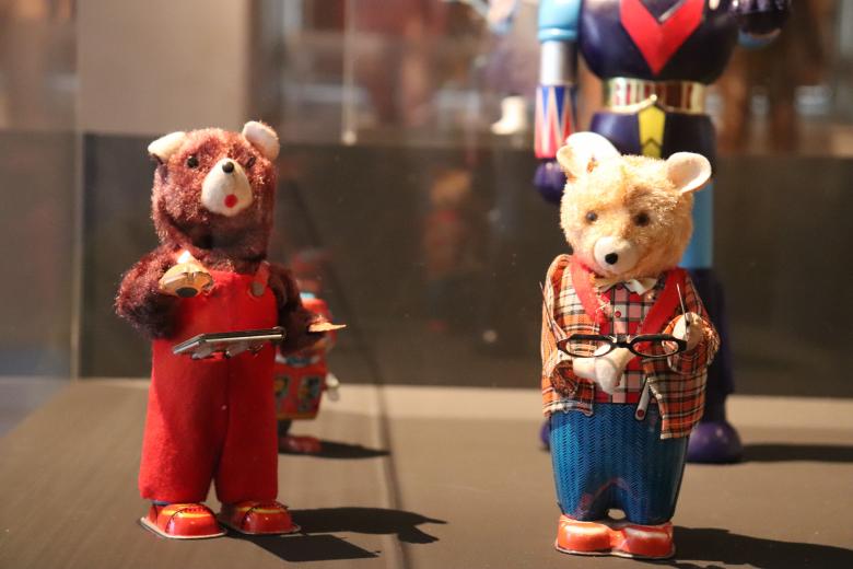 Free stock image of Japanese designed toys created by GAIMARD Jacques