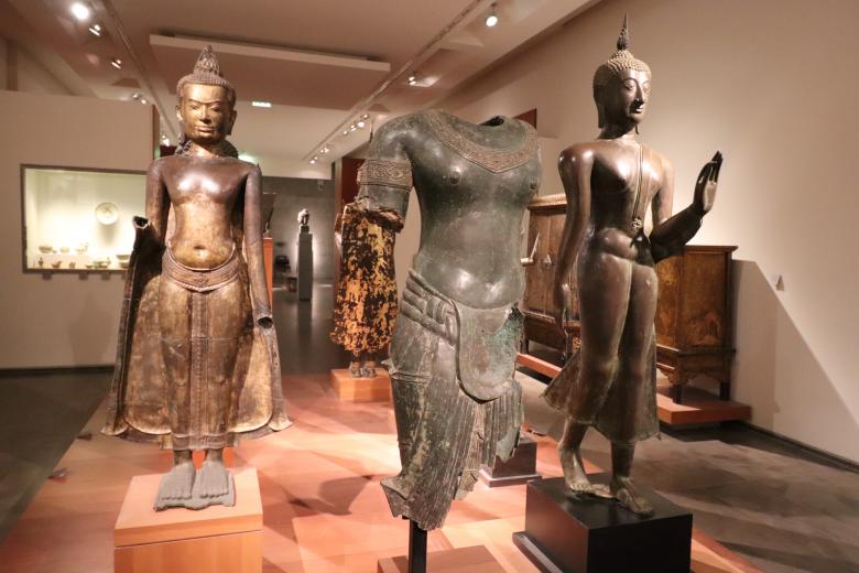 Free stock image of Ancient religious Khmer sculptures created by GAIMARD Jacques