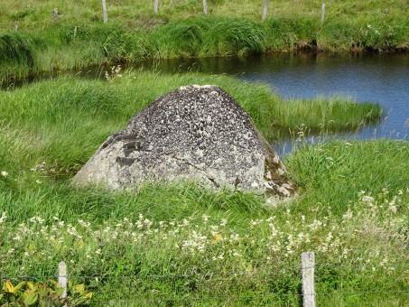 Free Stock Photo of Mysterious rock sprung from the earth