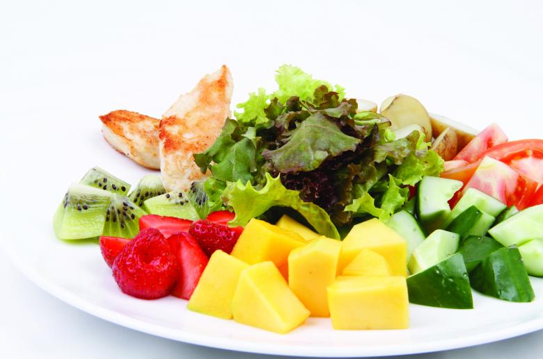 Free stock image of Chicken and Fruit Salad created by Suandana Ipandemade