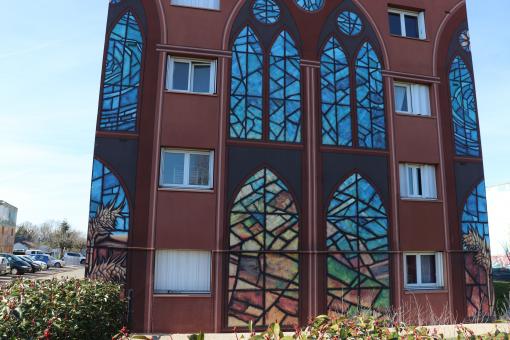 Free Stock Photo of Wall painting on residential building