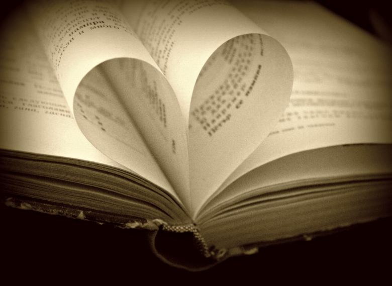 Free stock image of Open book created by NomeVizualizzato