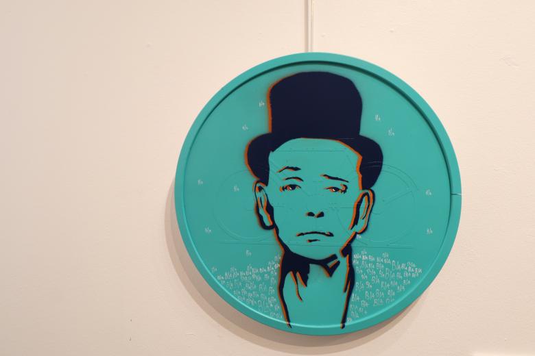 Free stock image of Rounded graffiti portrait in an art gallery created by GAIMARD Jacques