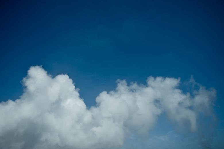 Free stock image of Geothermal Smoke Clouds on Blue Sky created by Bjorgvin
