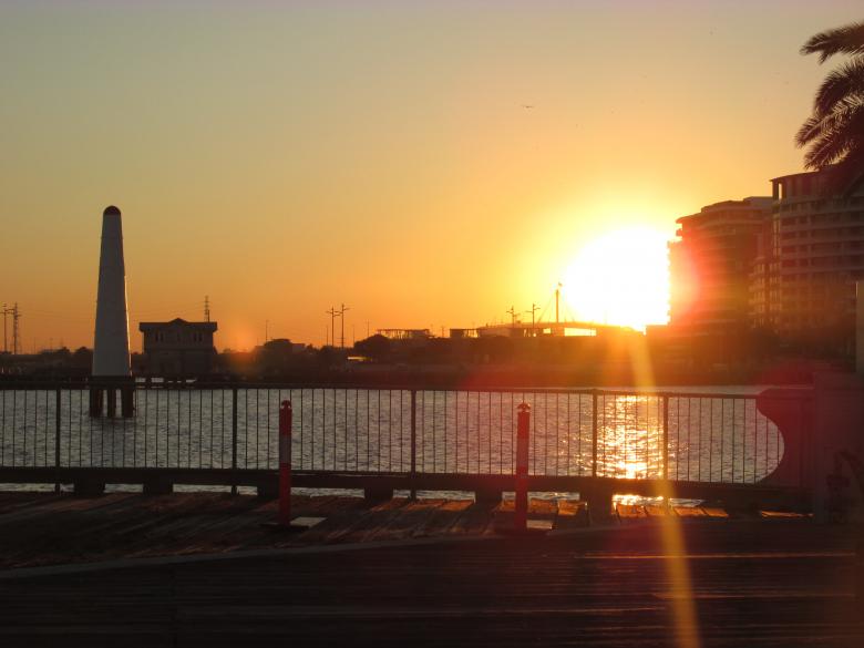 Free stock image of Sunset at St. Kilda pier created by Michiru Maeda