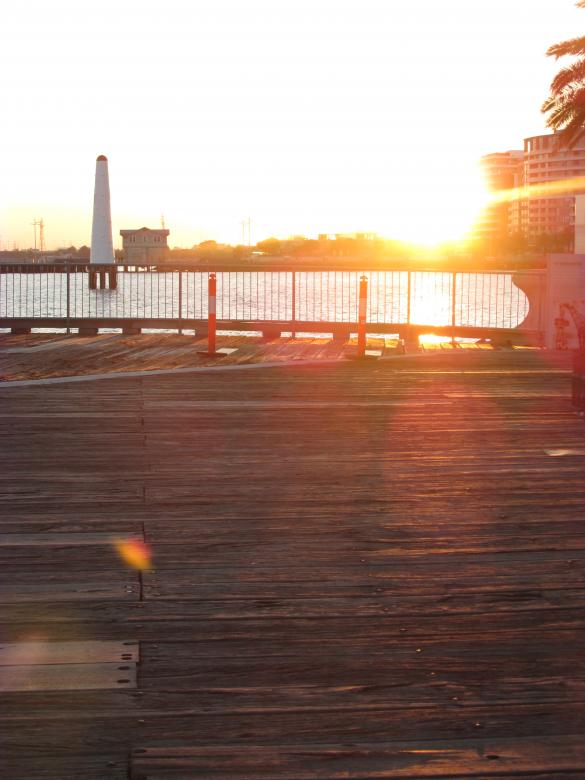 Free stock image of Sunset at St. Kilda pier created by Michiru Maeda