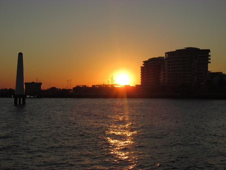 Free stock image of Sunset at St. Kilda pier created by Michiru Maeda