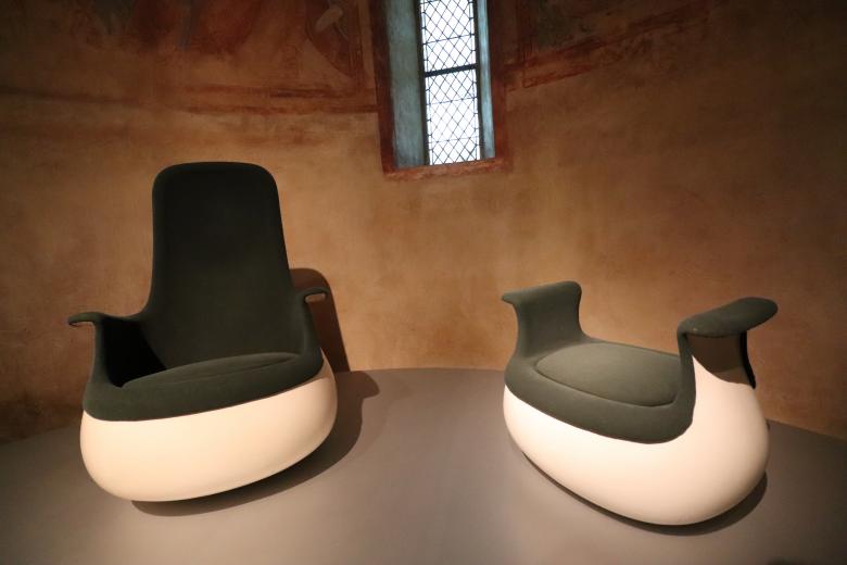 Free stock image of Futuristic Design Chairs created by GAIMARD Jacques