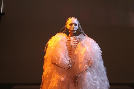 Sculpture of skeleton dressed in white - Free Stock Photo