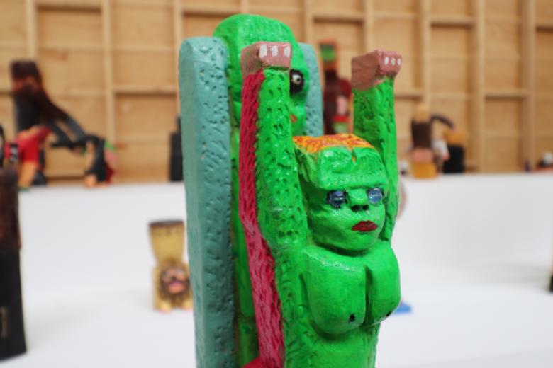 Free stock image of Green modern art sculpture created by GAIMARD Jacques