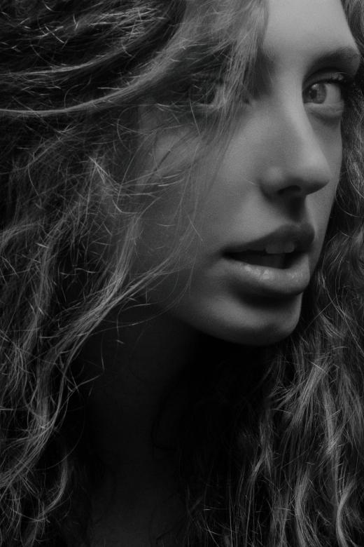 Free stock image of Beauty Posing - Black and White created by Alexander Krivitskiy